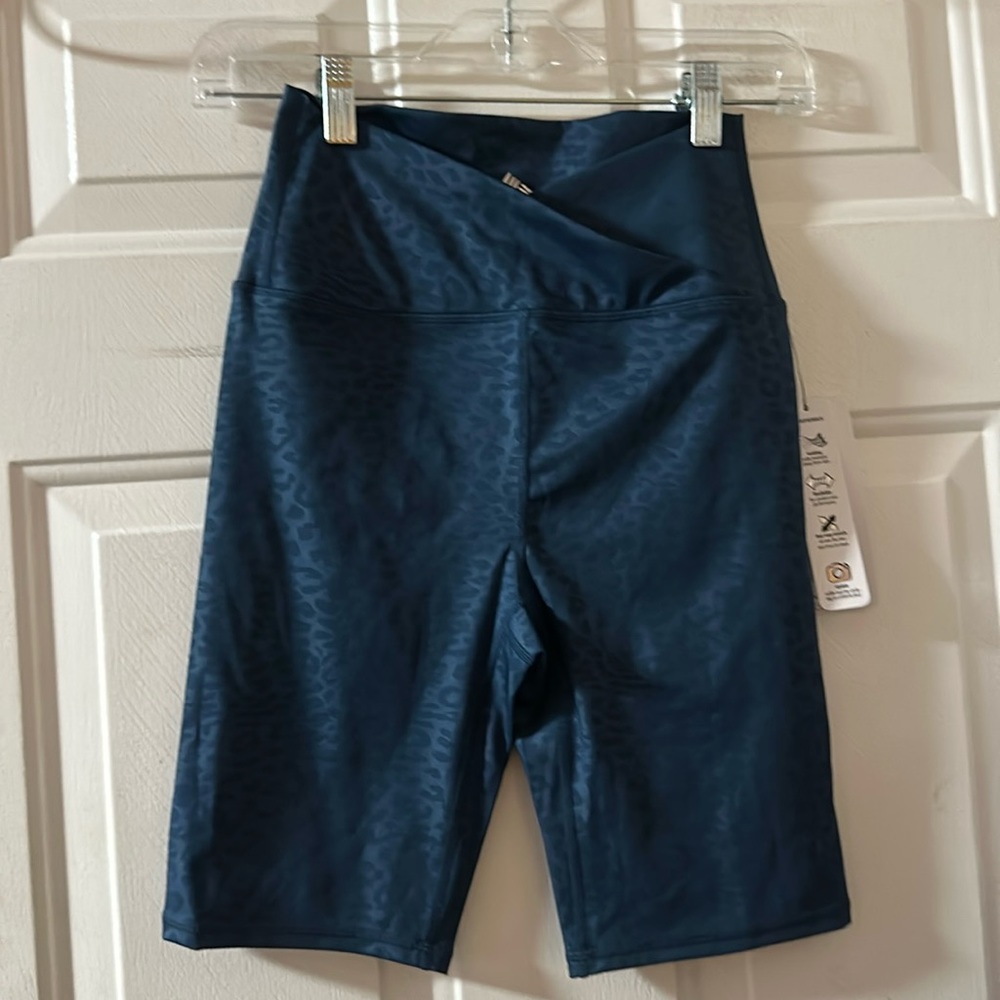 RBX BLUE LEOPARD ATHLETIC SHORTS: NEW WITH TAGS: SIZE XS